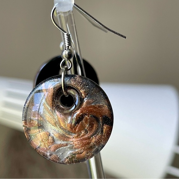 Dichroic Art Glass Gold Bronze Disc Shape Dangle Drop Silver Tone Earrings - Picture 4 of 6